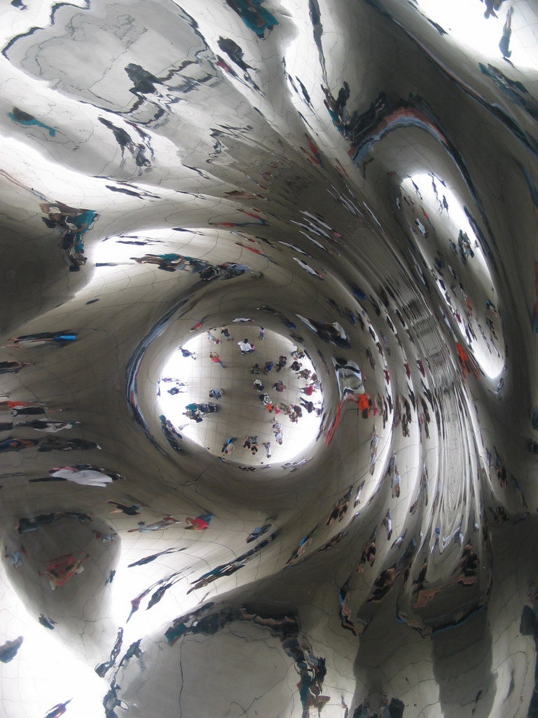 Inside the Beast
'The Navel' of Cloud Gate provides a dizzying experience.

