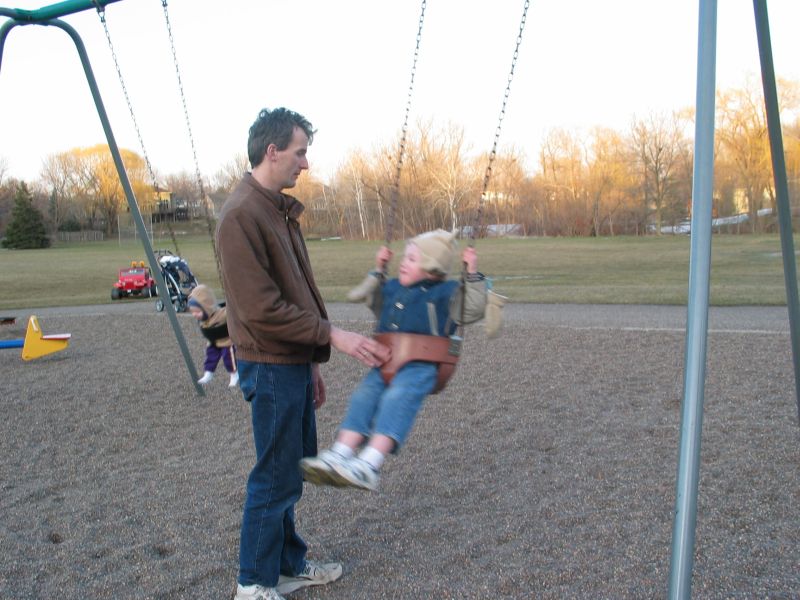 Daddy swings William
