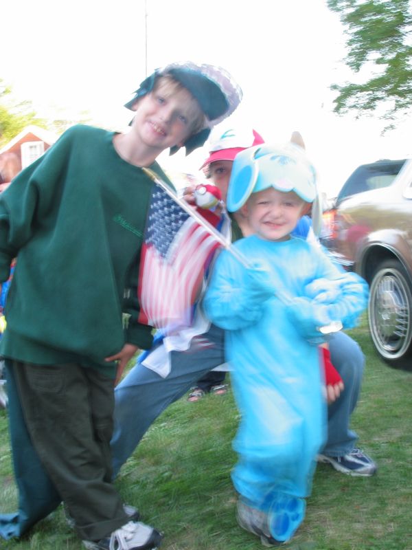 Blurry Boys
This is from the Meservey kiddie parade.  I unfortunately had my camera in the wrong mode for all the pictures I took of this -- this was (believe it or not) the one that turned out best from the bunch.  William is supposed to be Blue from Blue's Clues, by the way.  Cousin Lucas, I have no idea who he was!
