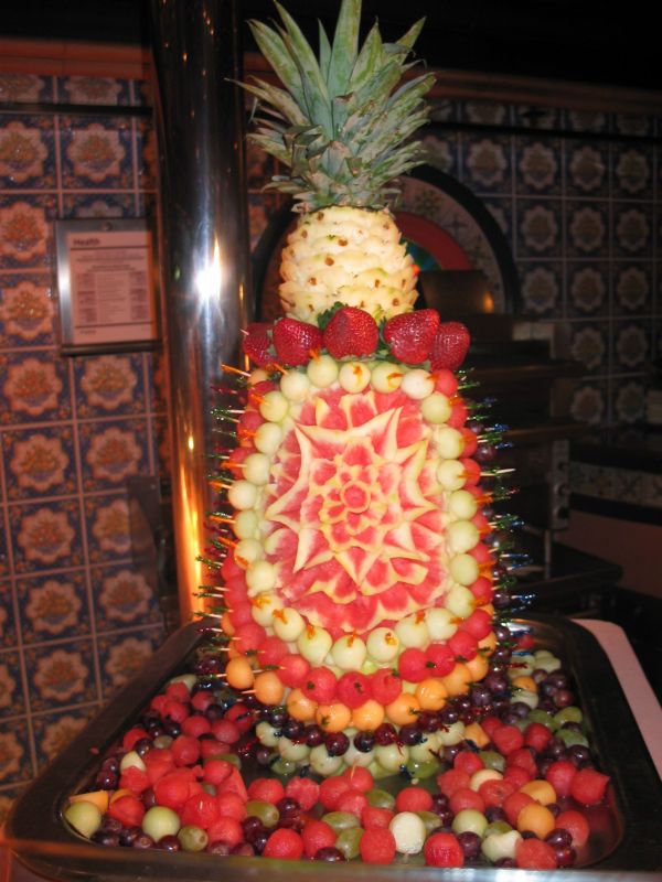 Huge Pineapple
This huge "pineapple" was made out of mellon balls, other fruits, and topped with a real pineappple.
