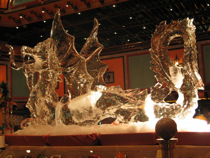 Ice Dragon
This very impressive (and large) ice sculpture was of a fire-breathing dragon.
