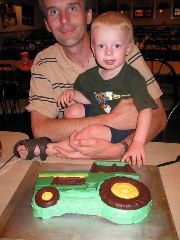 Cake
The Tractor Cake was the one we brought to Chuck E. Cheese on his actual birthday.
